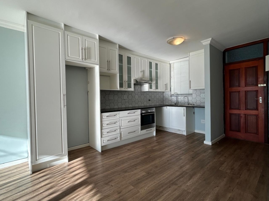 To Let 2 Bedroom Property for Rent in Royal Ascot Western Cape
